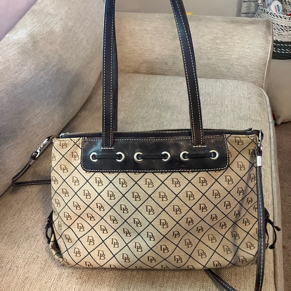 Vintage Dooney and Bourke brown canvas and leather purse - Picture 3 of 10